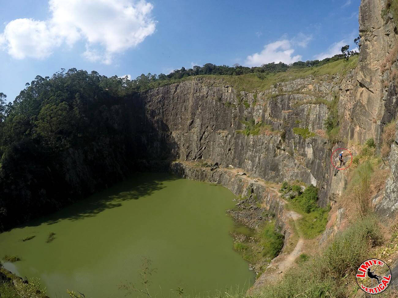 Rapel na Pedreira do Dib